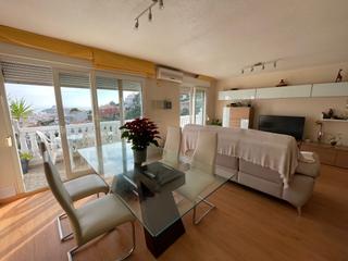 Duplex  Avinguda d'anglaterra. Apartamento dúplex con increíbles vistas al mar y al castillo de
