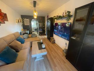Appartement  Carrer de vinarós. Bajo reformado con jardín en urb. arcos, font nova