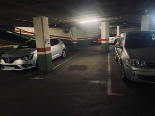 Parking voiture  Carrer del turó de la trinitat. Para coche y moto