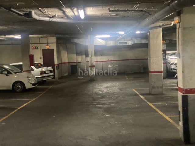 Foto 3853c647-908b-44a7-930e-179f93838e02. Aparcament cotxe a Sant Andreu de Palomar Barcelona