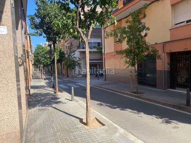 Foto eb362bca-3826-4e31-93a8-adad2a683d76. Aparcament cotxe a Sant Andreu de Palomar Barcelona