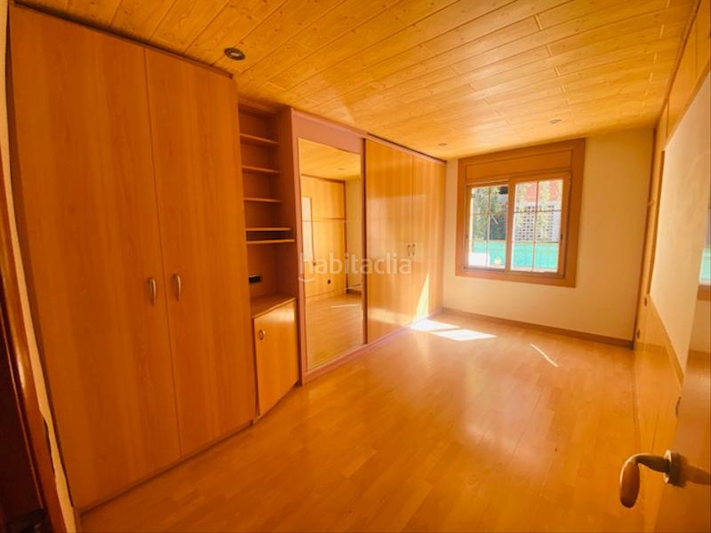 Foto 805aef27-0b23-4008-bf9b-cea17111fcbc. Dachwohnung in Santa Rosa Santa Coloma de Gramenet