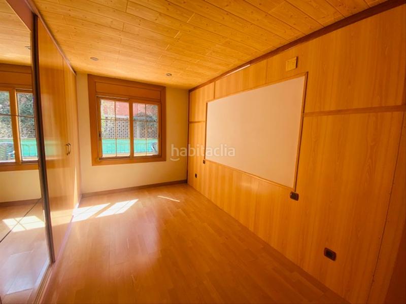 Foto c3018933-191d-4a66-b9ff-0a1b6b2df50a. Dachwohnung in Santa Rosa Santa Coloma de Gramenet