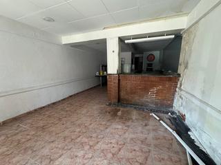 Local Comercial  Carrer de berenguer de palou. Local con licencia c3