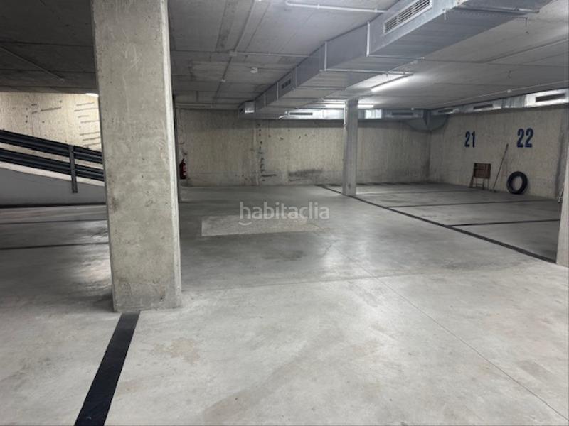 Foto 2491e7a6-a656-4fa4-aadb-42b92ffcc079. Autoparkplatz in carrer del poeta cabanyes 35 in El Poble Sec - Parc de Montjuïc Barcelona