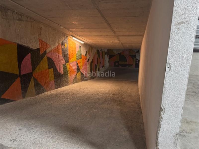 Foto c01739d0-a319-4f85-8f54-c72bc5243894. Autoparkplatz in carrer del poeta cabanyes 35 in El Poble Sec - Parc de Montjuïc Barcelona