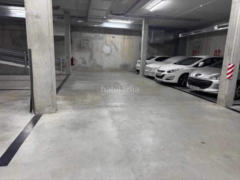 Foto c5e8794a-8e99-44b6-b669-405c04ae5083. Autoparkplatz in carrer del poeta cabanyes 35 in El Poble Sec - Parc de Montjuïc Barcelona