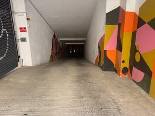 Aparcament cotxe a Carrer del poeta cabanyes 35. Tres plazas de aparcamiento en venta