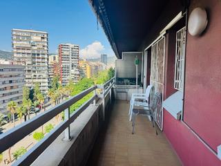 Pis  Gran via de carles iii. En les corts con plaza de parquing incluida Pis  Gran via de carles iii. En les corts con plaza de parquing incluida