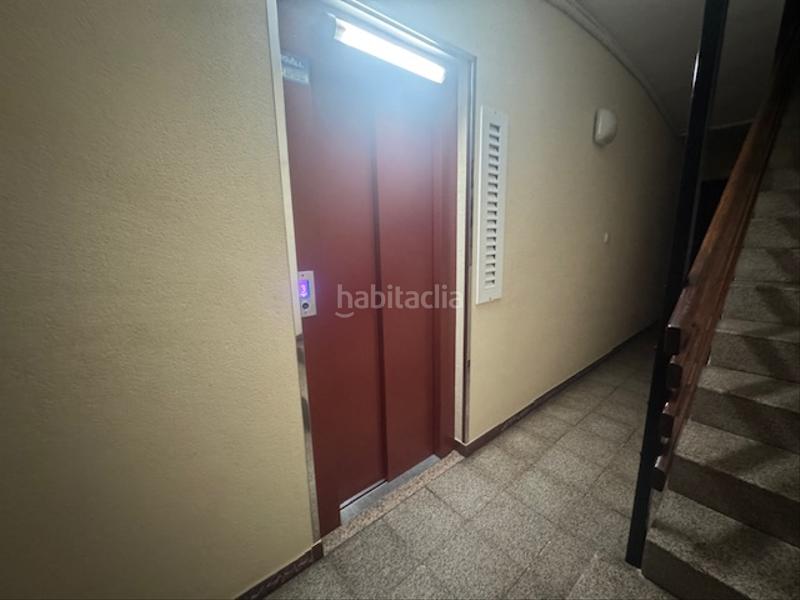 Foto 10158a03-47fe-4f7c-8d0a-5587470cf7c3. Piso con ascensor en carrer molí en Prosperitat Barcelona