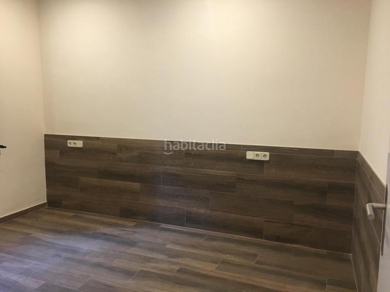 Foto 92d2658b-34fd-4a2a-a174-df6c8f575047. Rent office space with heating in Sant Andreu de Palomar Barcelona