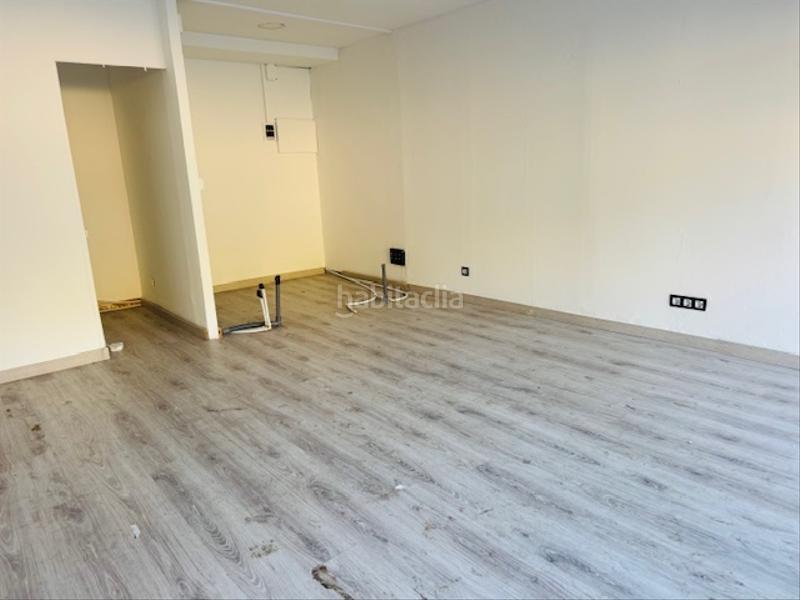 Foto de003384-0b0e-4969-b66e-ab12dd877018. Lloguer local comercial a Sant Andreu de Palomar Barcelona