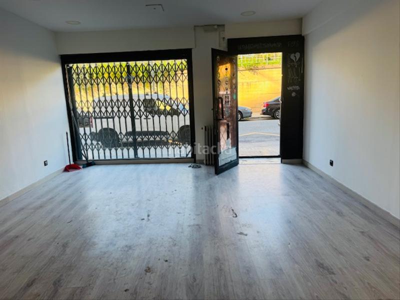 Foto 8419a67f-cbc9-4f6e-afd2-4bcc0ff8f7f2. Miete geschäftsraum in Sant Andreu de Palomar Barcelona