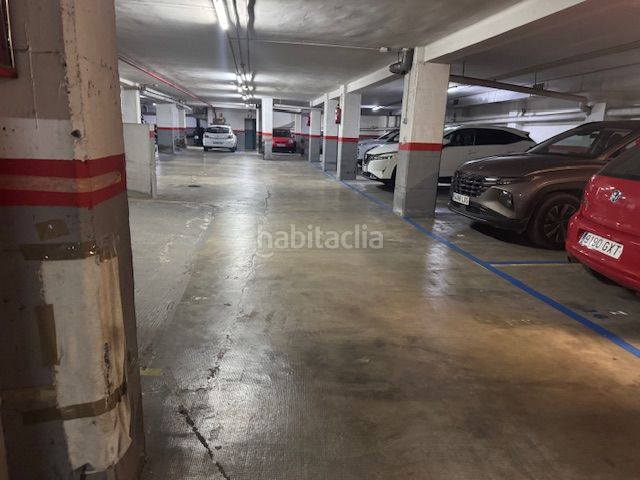 Foto c6b83025-3a28-4441-a324-50a808318494. Aparcament cotxe a Sant Andreu de Palomar Barcelona