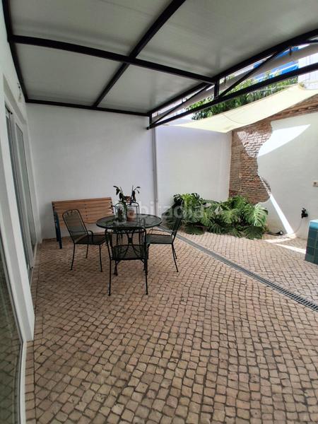 Foto c7bbfd5b-6f40-4d96-8ea2-51a2ba7f9708. Alquiler apartamento moderno apartamento en alquiler en calle beethoven, en Sevilla