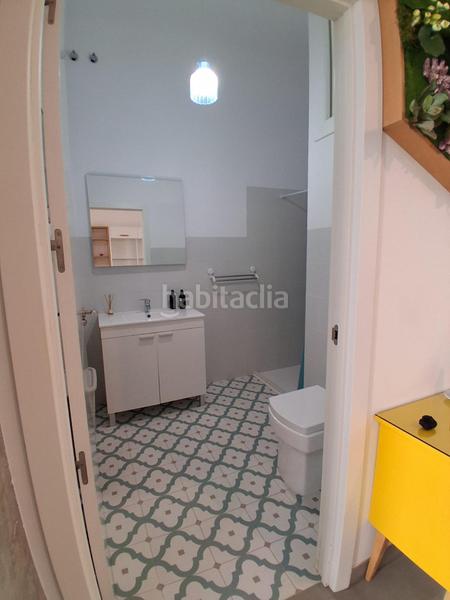 Foto fbd2a1b4-ba23-4c46-be15-18e29674fc85. Alquiler apartamento moderno apartamento en alquiler en calle beethoven, en Sevilla
