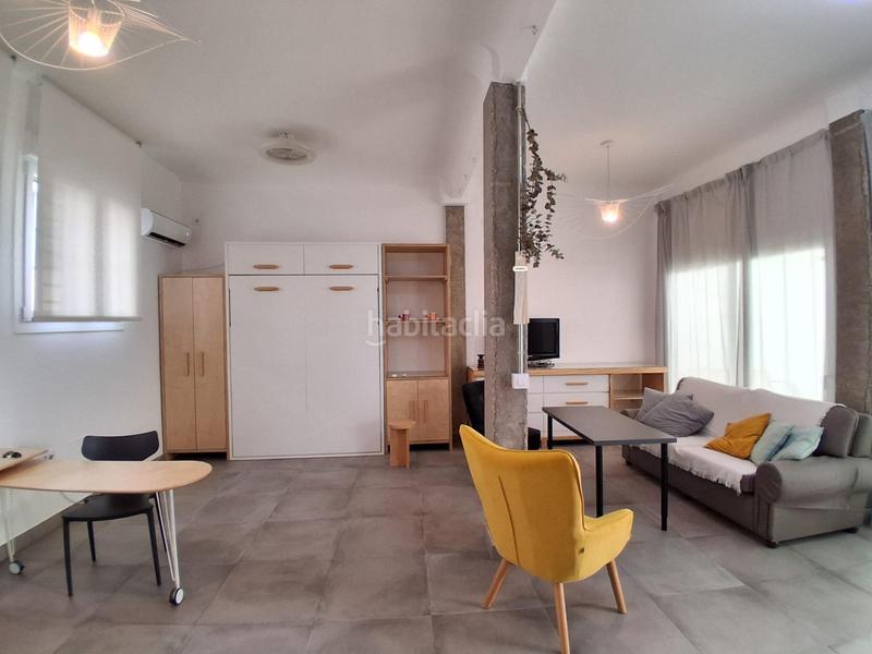 Foto c00c3a5a-7948-4d63-b5f0-3e4a04fe6284. Location appartement avec piscine dans Cruz Roja Sevilla