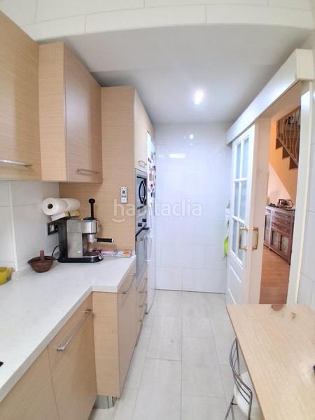 Foto ca04d401-376b-4996-bfa1-57689da5ede6. Dúplex a calle san luis 100 a San Gil Sevilla