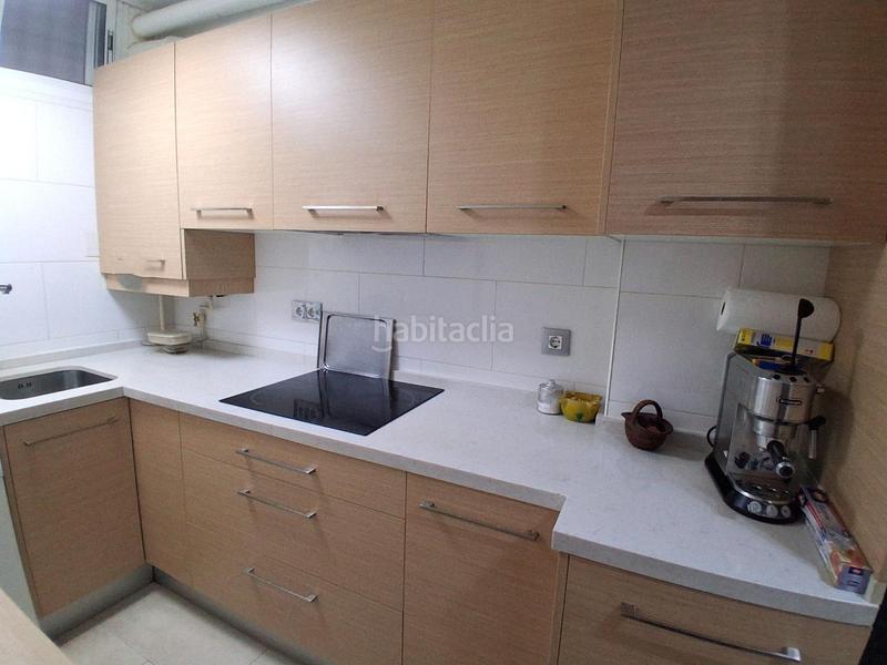 Foto f4a558af-fa83-4a37-98d8-5620f7cfd311. Dúplex a calle san luis 100 a San Gil Sevilla