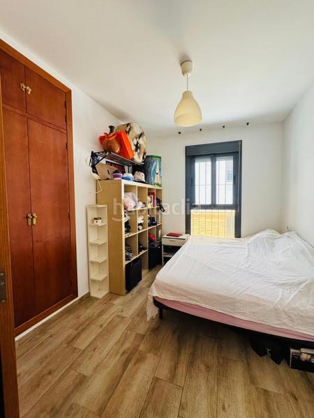 Foto 275dc1e1-7d9e-4648-b1e5-c88b6146b890. Etagenwohnung in San Julián Sevilla