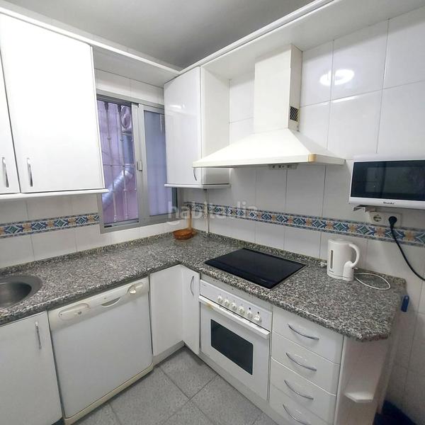 Foto 0f9faa9b-d3e2-4d3d-93b0-c550af50a892. Piso en calle leon xiii 9 piso en jardines de capuchinosleon xiii en Sevilla