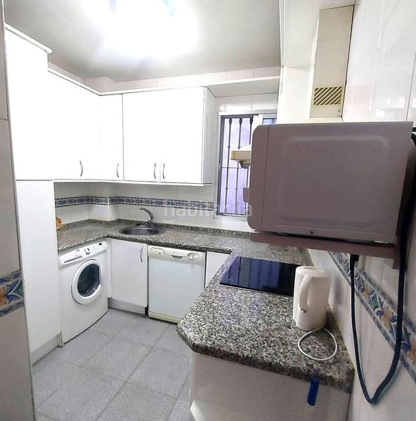 Foto 25fb8fce-8872-4ff4-aa48-4dea31378355. Piso en calle leon xiii 9 piso en jardines de capuchinosleon xiii en Sevilla