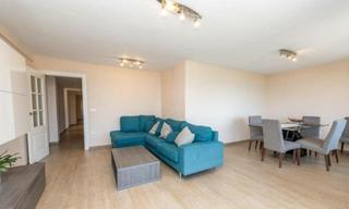 Location Appartement  Calle bordadora angela morales