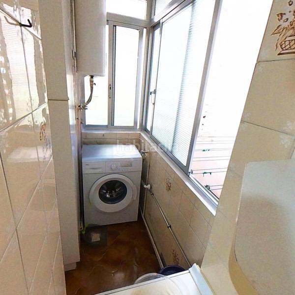 Foto 6633c666-5c35-47e8-ad1f-e15ebb71b19a. Flat in El Torrejón - El Cerezo Sevilla