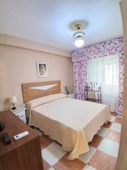 Rent Flat in Calle gaspar de alvear 2. Zona macarena norte
