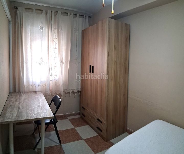 Foto 426f7bd8-64fb-4f73-99bb-2c173df6fce5. Lloguer pis a calle gaspar de alvear 2 a El Torrejón - El Cerezo Sevilla