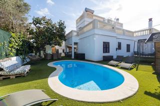Chalet  Carrer del cap d'olla. Chalet unifamiliar en sa rápita.
