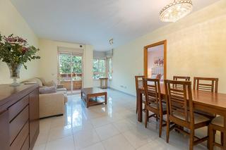 Appartement à Arxiduc. Piso en zona arxiduc