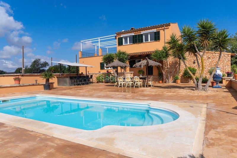 Foto ba1b5dbf-1873-4b31-94d4-0341afb03ec7. Masía impresionante finca rústica con encanto mediterráneo. en Campos