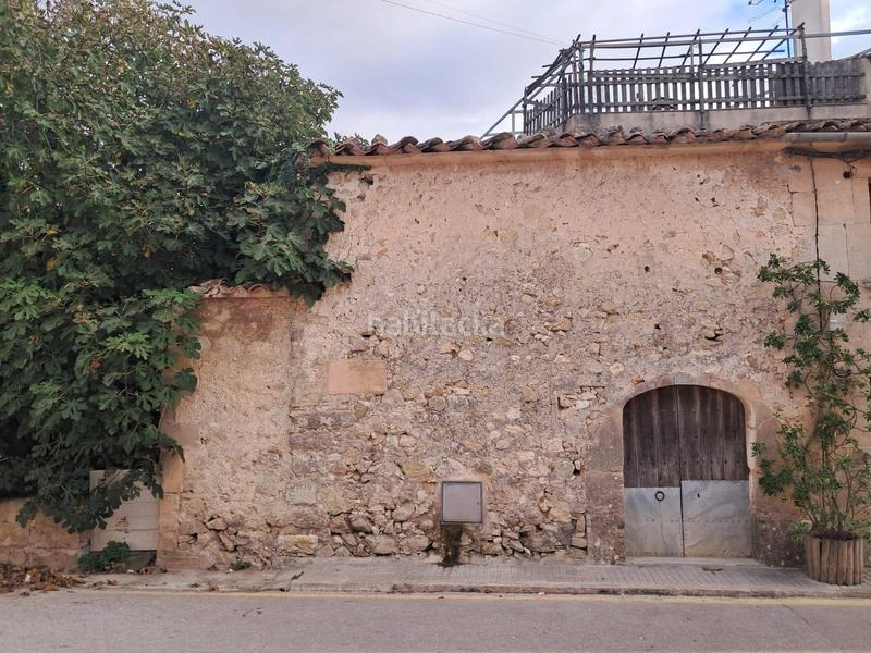 Foto 9017512b-5382-40e6-a94e-0adfe5bc2329. Casa aparellada a Sant Joan