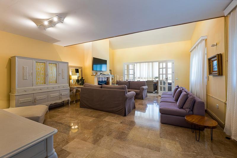 Foto 025d3f22-231f-4e8c-91f2-a9053432cb72. Casa aparellada amb xemeneia calefacció piscina a Calvià