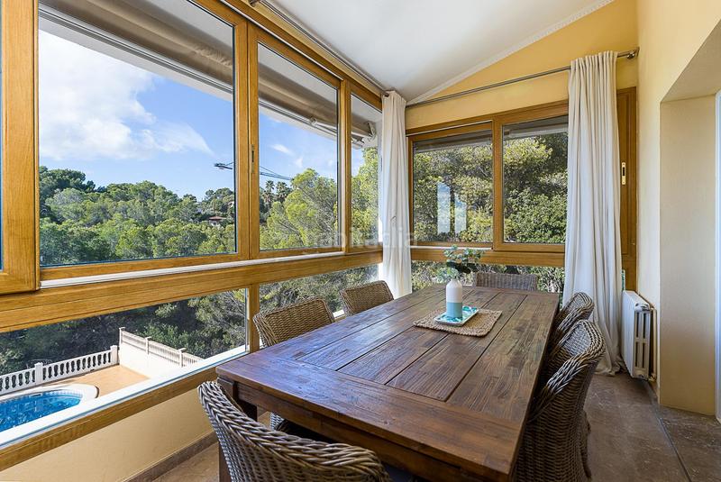 Foto 2d026953-26d4-46c8-a67e-854aba3c6f78. Casa aparellada amb xemeneia calefacció piscina a Calvià