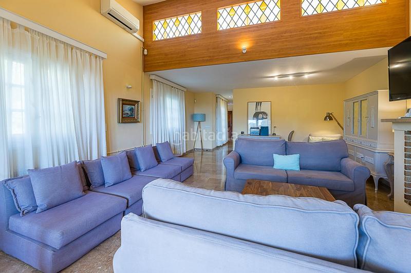 Foto 481d6e8b-7d04-4beb-9f62-3b1b3f8f74b0. Casa aparellada amb xemeneia calefacció piscina a Calvià