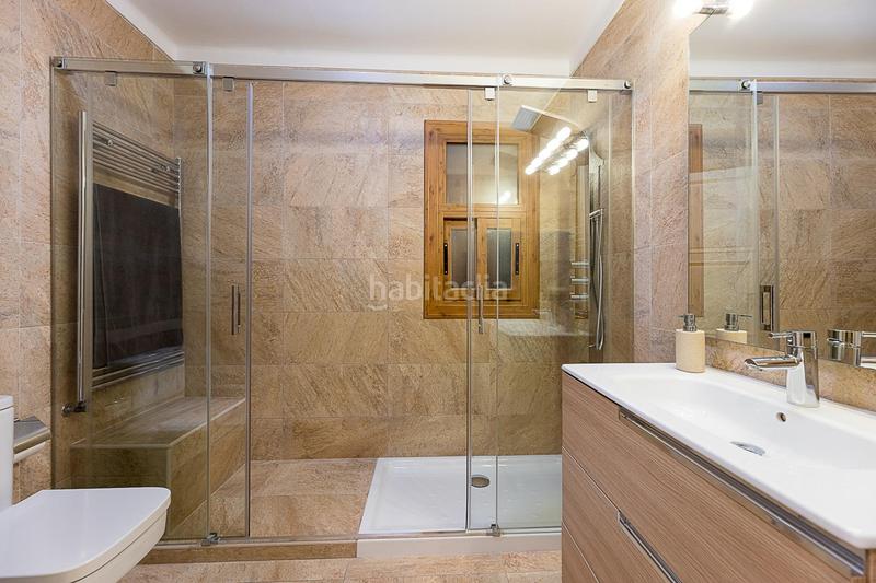 Foto 65bf1383-0a91-4e1c-8a34-8a98150717eb. Casa aparellada amb xemeneia calefacció piscina a Calvià