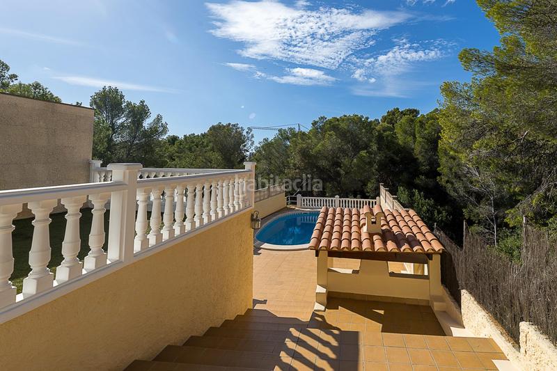 Foto 72dcbc9a-9b75-417c-b7ca-e79271b87233. Casa aparellada amb xemeneia calefacció piscina a Calvià