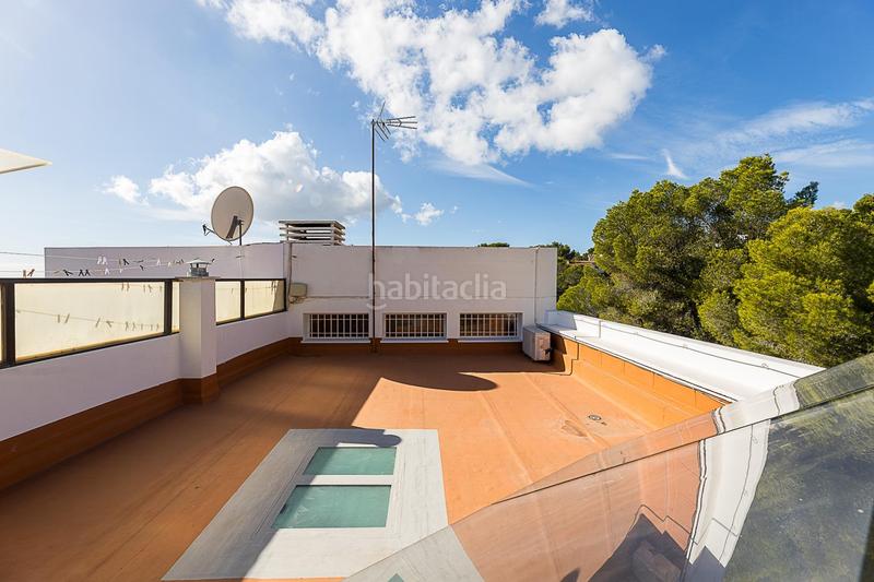 Foto a599370a-cc5e-47a7-8e57-9541232b7cad. Casa aparellada amb xemeneia calefacció piscina a Calvià