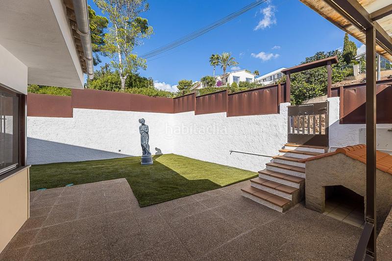 Foto a8807dc8-716d-4dff-a73a-8f6316c28dfb. Casa aparellada amb xemeneia calefacció piscina a Calvià