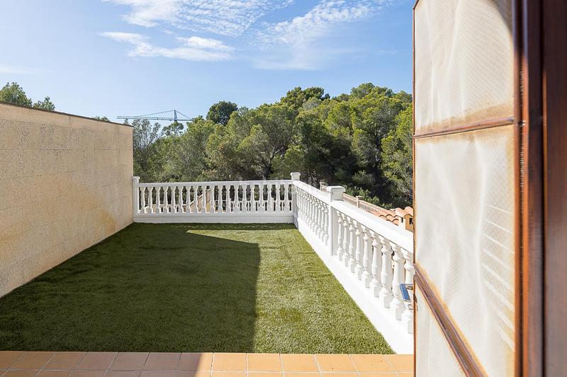 Foto d4b2e113-e177-4191-9944-913d4286d153. Casa aparellada amb xemeneia calefacció piscina a Calvià