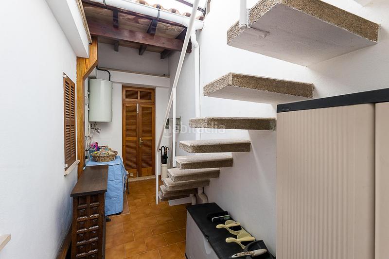 Foto fe13a771-92de-4b71-8d77-0af3e08afa3e. Casa aparellada amb xemeneia calefacció piscina a Calvià