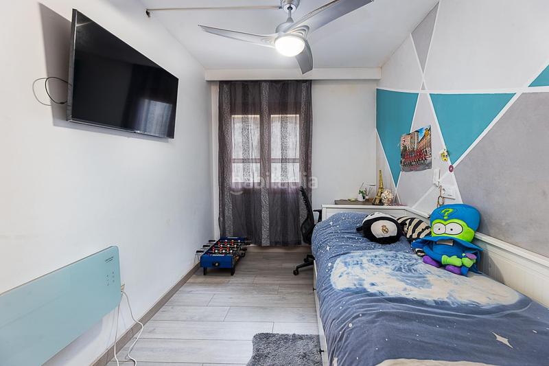 Foto b4e68e49-c81f-4476-b360-f7b0646ea5e2. Casa adossada amb aparcament a Son Sardina Palma de Mallorca