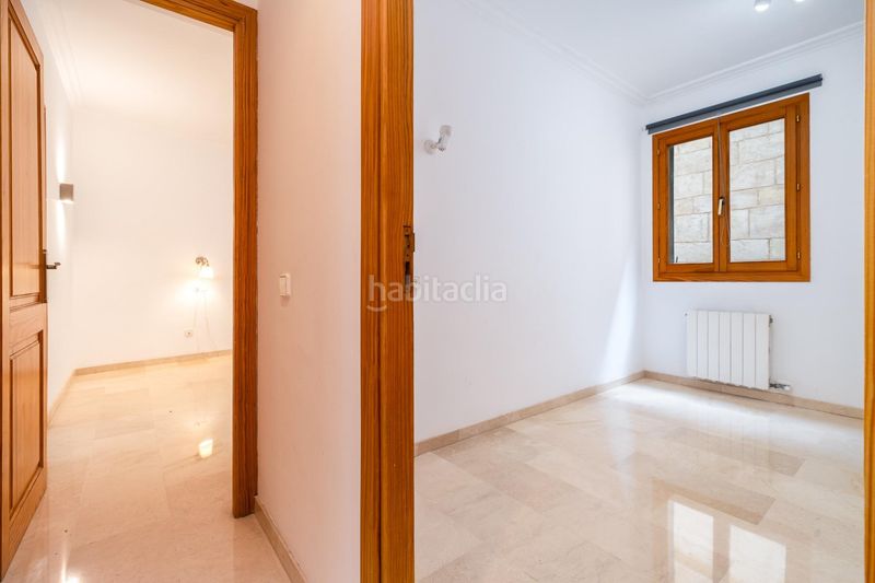 Foto 8b7b5df7-2022-47d0-bdb3-d40c0d006758. Pis amb calefacció aparcament a La Missió Palma de Mallorca