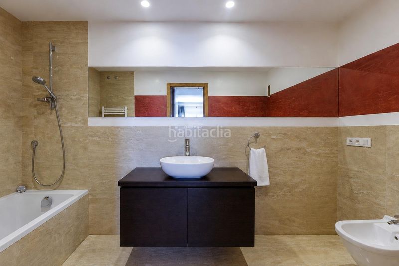 Foto 16ebfcdb-8d9e-44ae-9371-de32275f0121. Pis amb calefacció aparcament piscina a Marquès de Fontsanta Palma de Mallorca