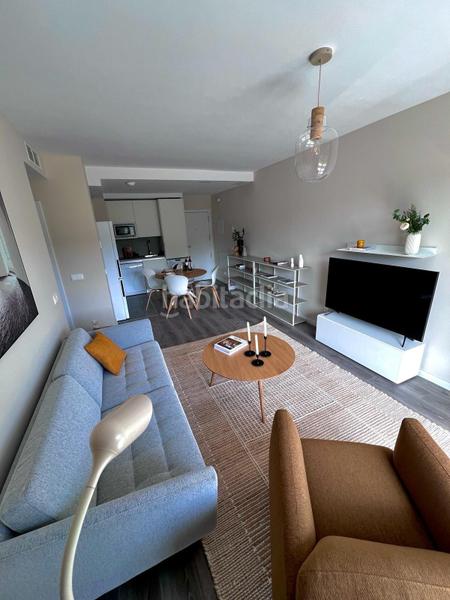 Foto 71d9d8e1-2309-496b-85fc-ba5cb6ba5195. Location appartement avec parking piscine dans El Atabal Málaga