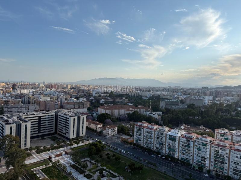 Foto 9ebfd515-5bf2-43ca-9264-81174b13f021. Etagenwohnung mit parking pool in Martiricos - La Roca - La Rosaleda Málaga