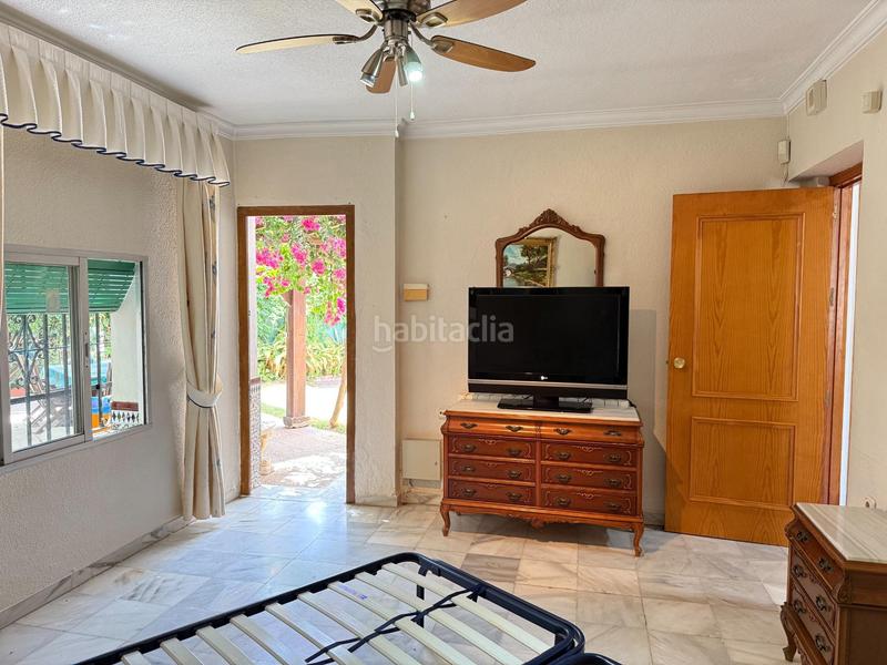 Foto 10fce35f-73af-467d-b79d-dded10d0309b. Maison jumelée avec parking dans Guadalmar Málaga