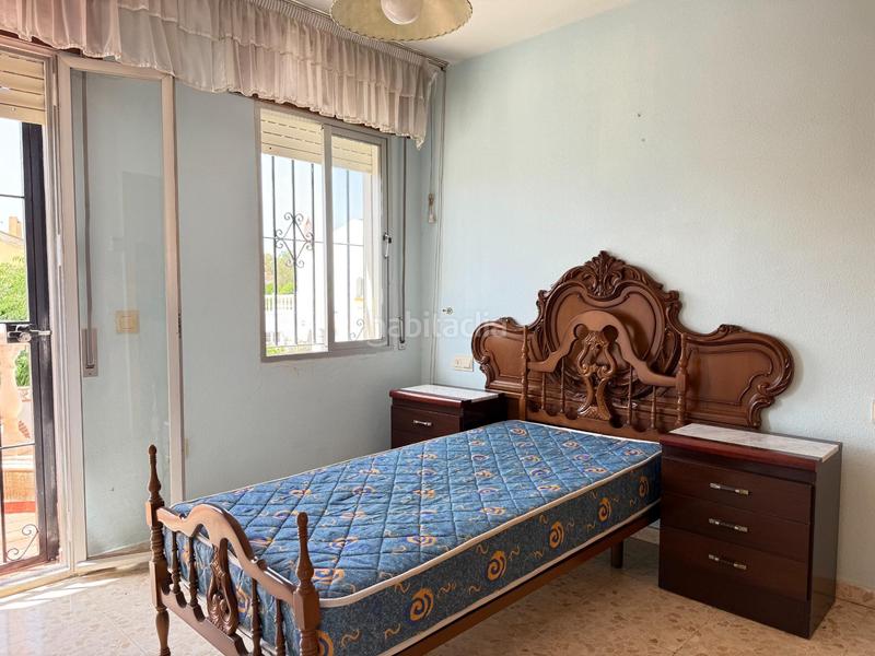 Foto 927a7c0a-4d8c-4821-8a37-f01d832263a5. Maison jumelée avec parking dans Guadalmar Málaga